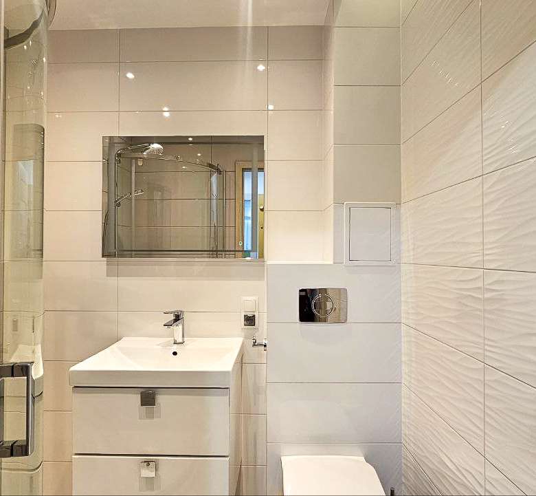 photo 6 2025 10 09 20 24 02